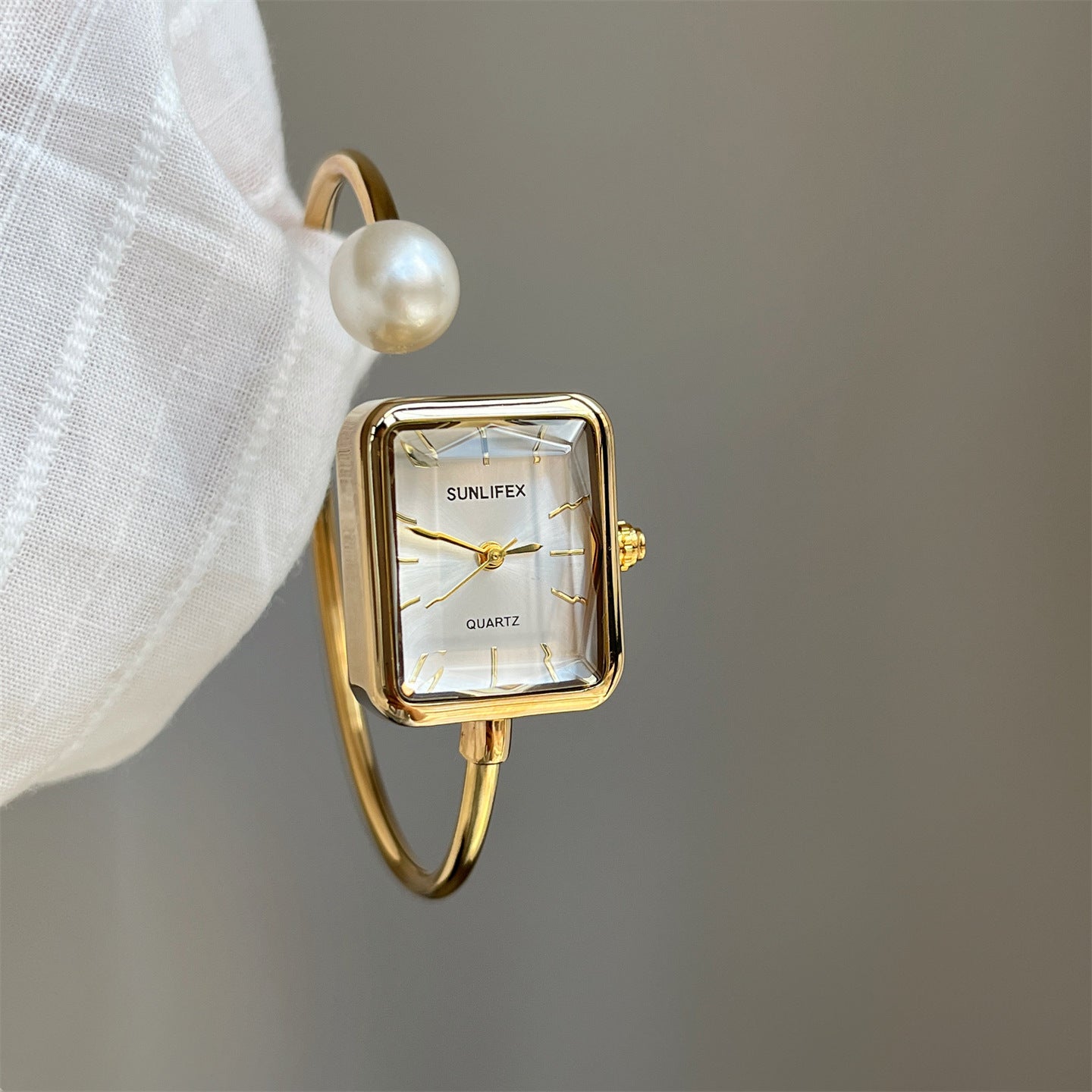 Gold Square Pearl Women&