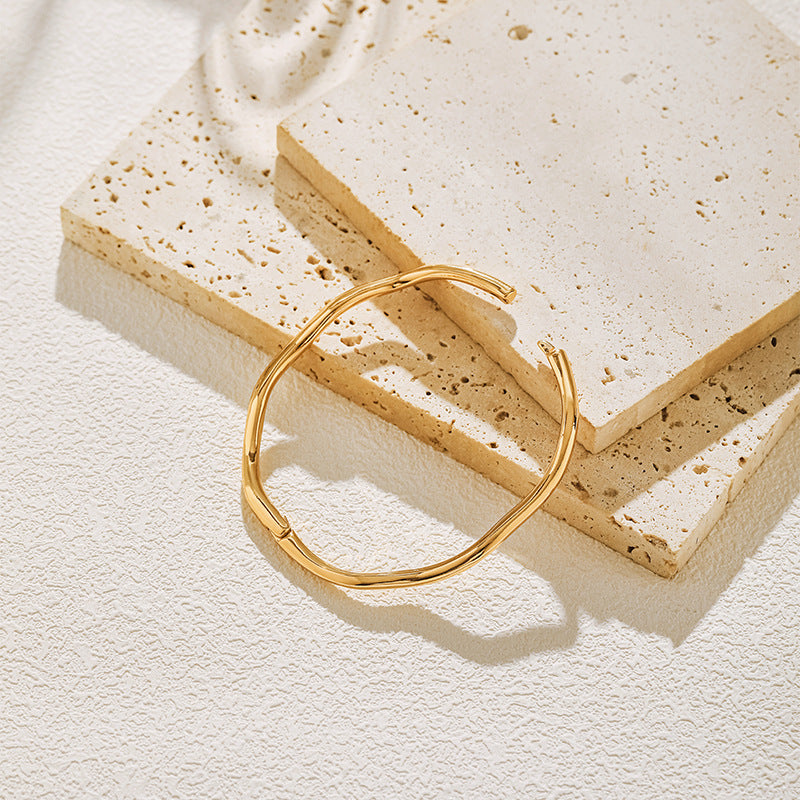 Simple Golden Bangle