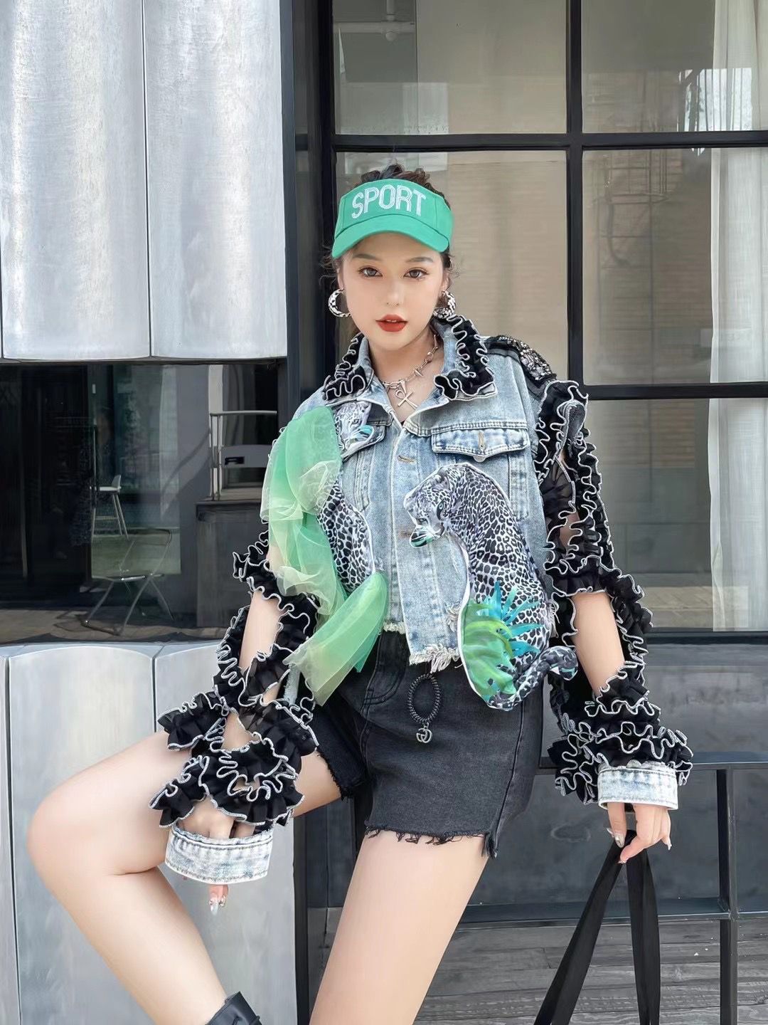 Polo Collar Long-sleeved Denim Coat Woman
