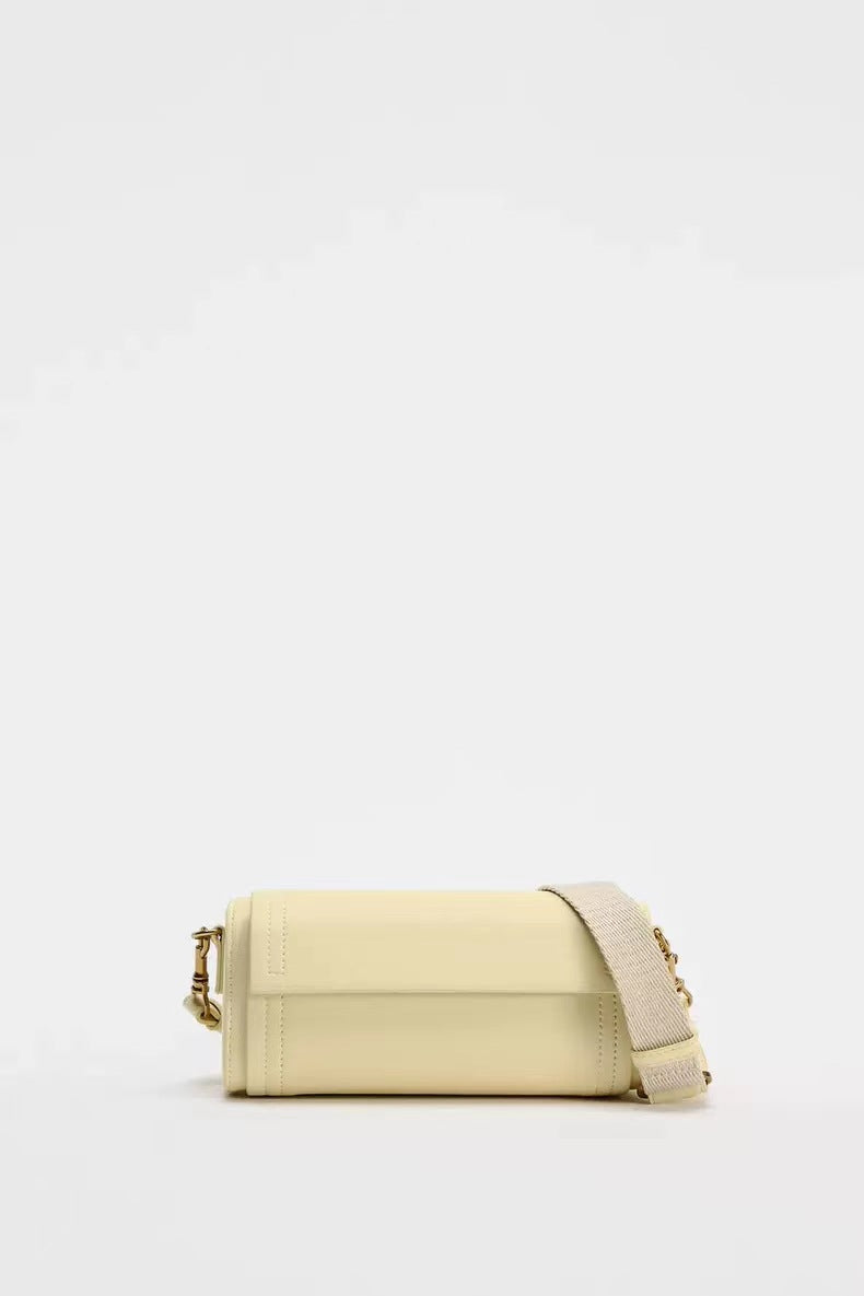 Flip Commuter Round Shoulder Messenger Bag