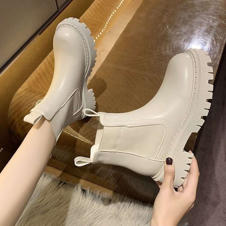 Round Toe Thick-soled Fashion Chimney And Fleece Ankle Boots