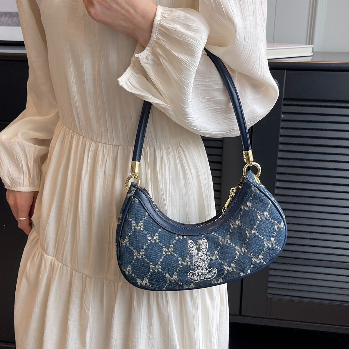 Special-interest Design Retro One-shoulder Underarm Bag