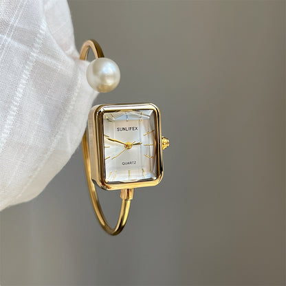 Gold Square Pearl Women&