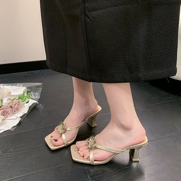 Square Headed Flat Slippers, Fashionable Slippers, Women&