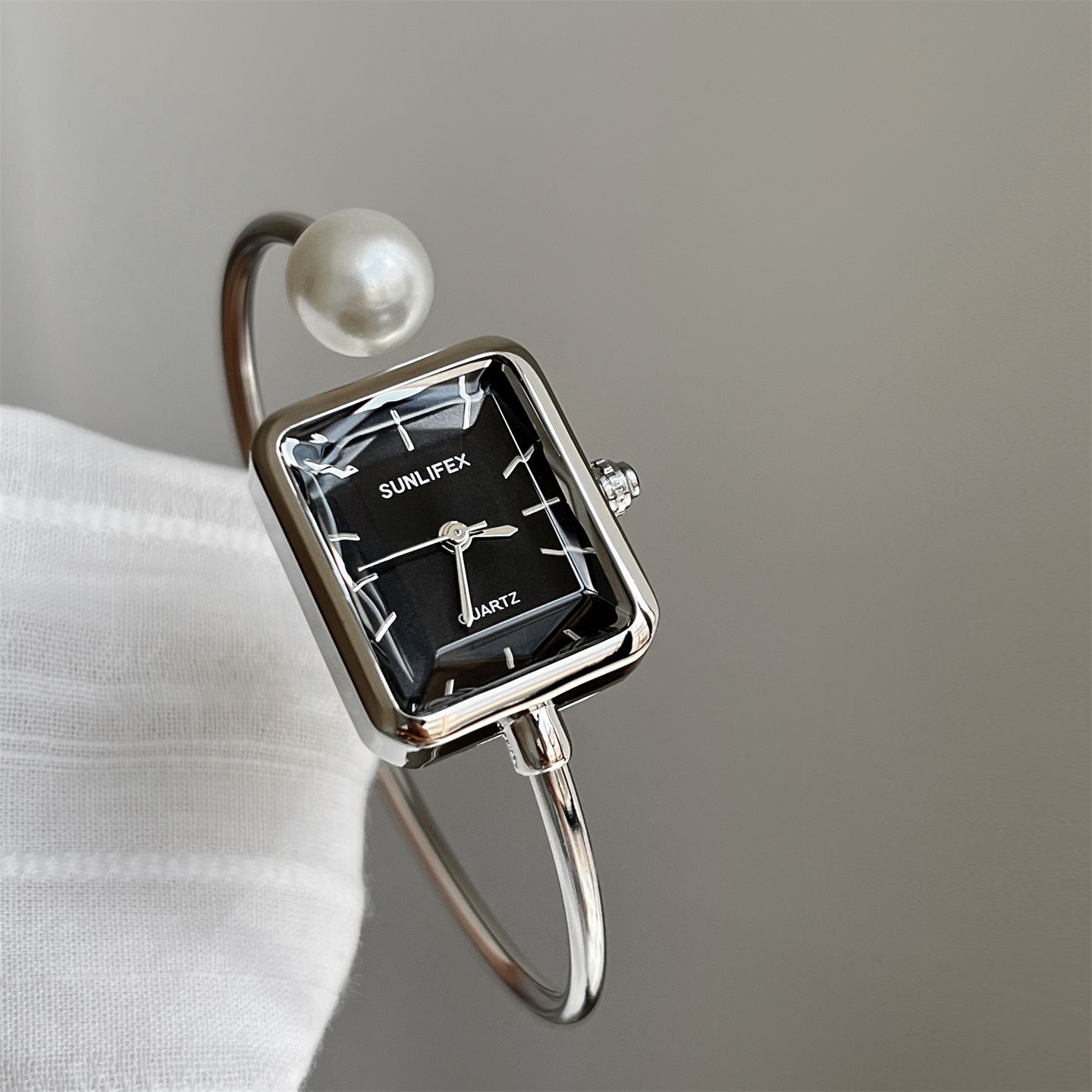 Gold Square Pearl Women&