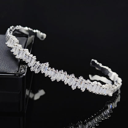 Zircon Women&