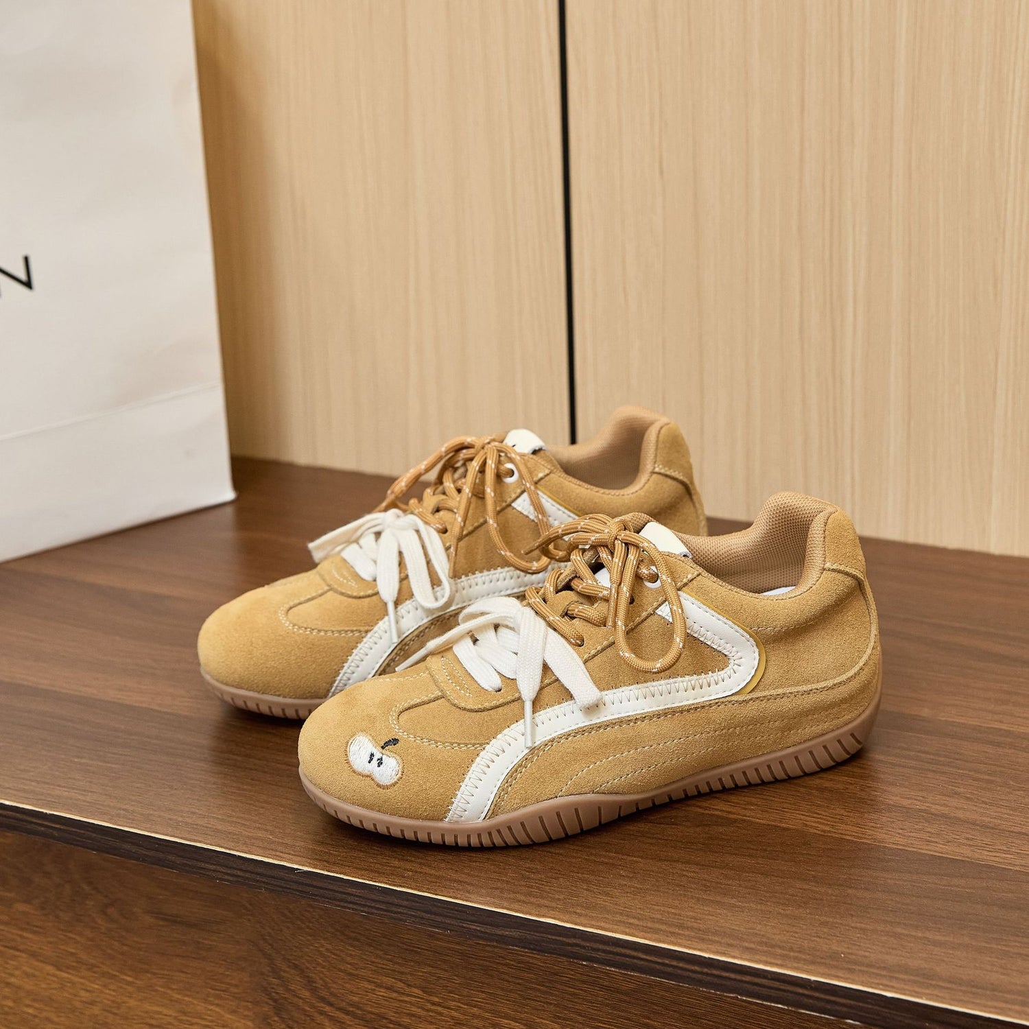 Women&