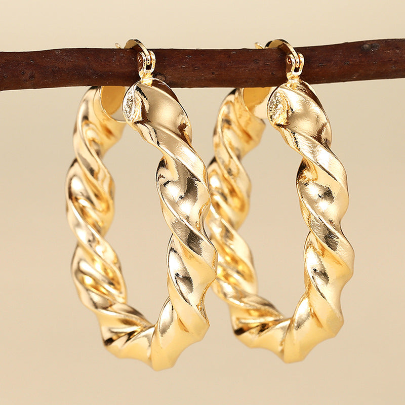 Ear Clip Female Geometric Ring Design
