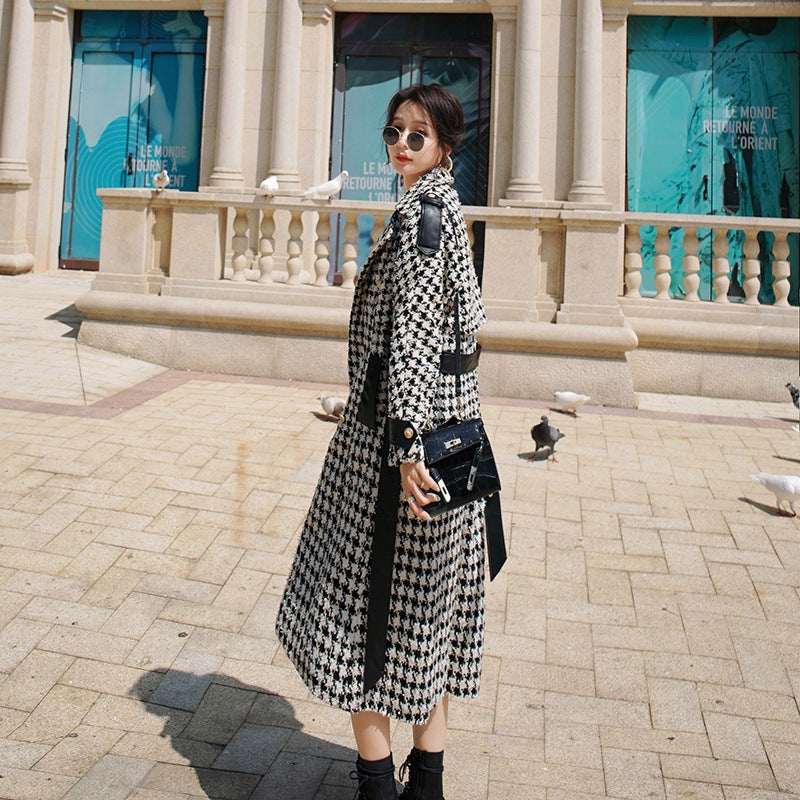 Retro Black Woolen Coat Waist Was Thinner