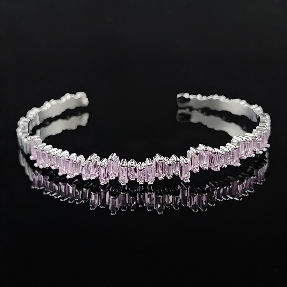 Zircon Women&
