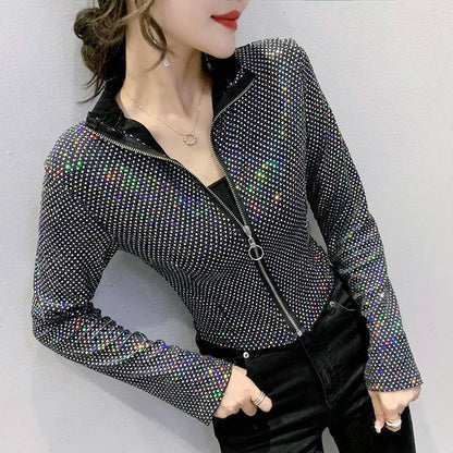 The Woman With The Short Coat Of Glitter