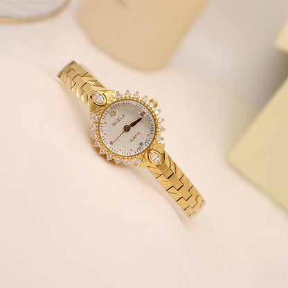 Exquisite Vintage Jewelry High Sense Precision 5A Diamond Embossed Bracelet Temperament Quartz Small Golden Watch Wholesale