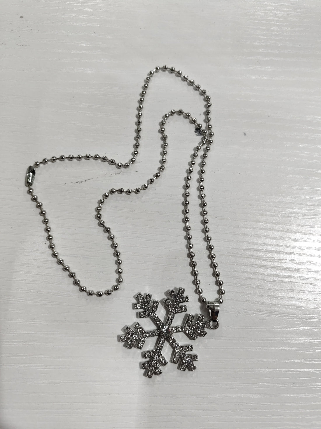 Magic Snowflake Necklace Christmas Gift Present Necklace