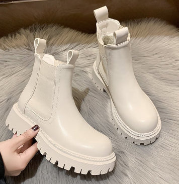 Round Toe Thick-soled Fashion Chimney And Fleece Ankle Boots