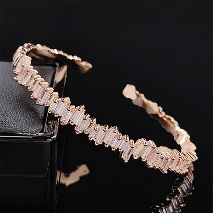 Zircon Women&