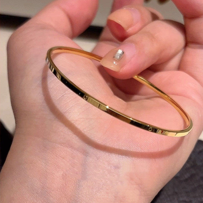 European And American-style Titanium Steel Bracelet That Wont Fade