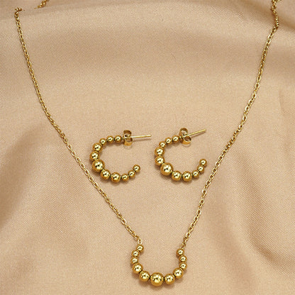 Lxalry Golden Jewelry Set - Crescent Pendant Necklace &amp; Earrings, Minimalist Metal Accessories, Elegant Everyday Jewelry, Perfect For Black Outfits, Dainty Clavicle Chain