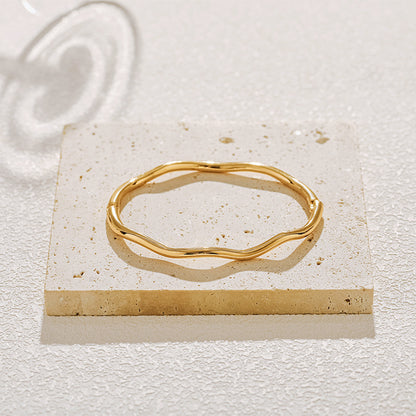Simple Golden  Bangle