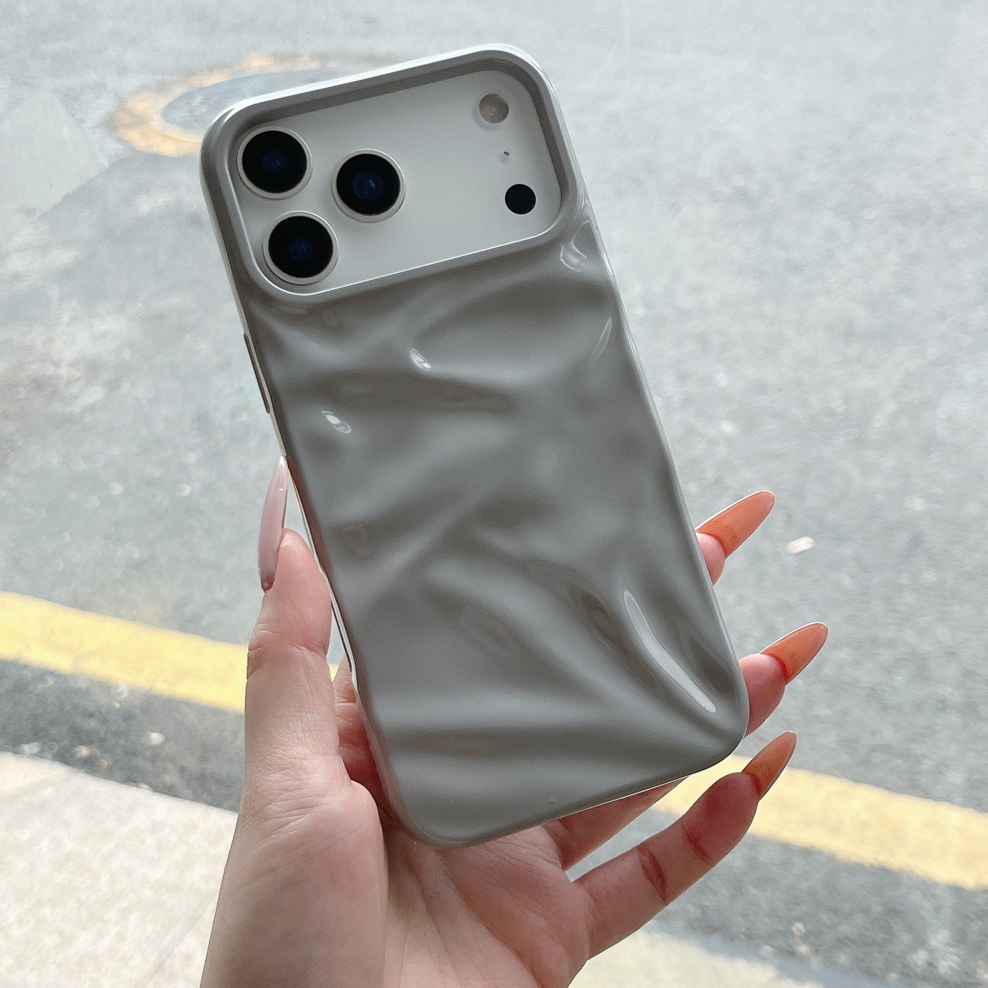 Simple Solid Color Pleated Soft Shell