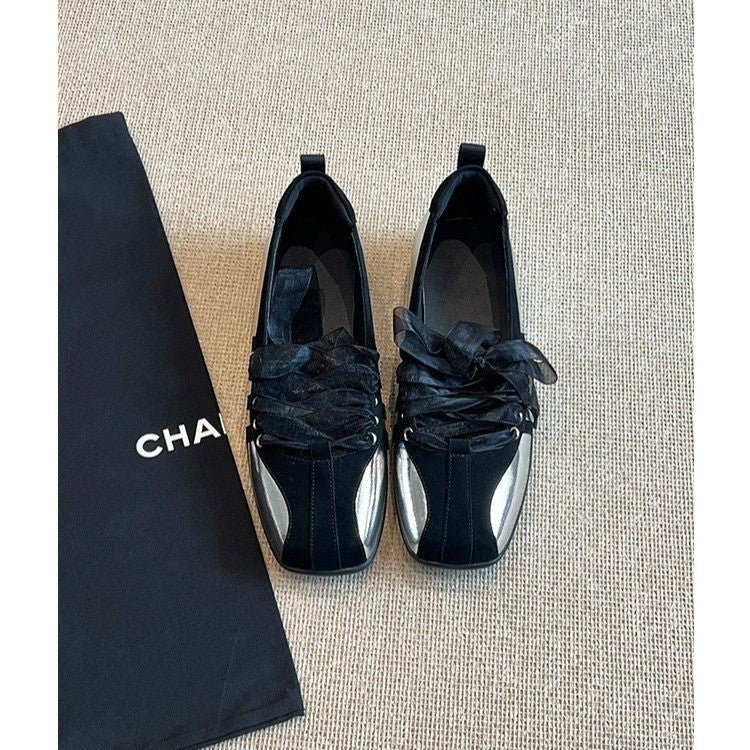 Niche-style White Sneakers And Ballet Flats For Women