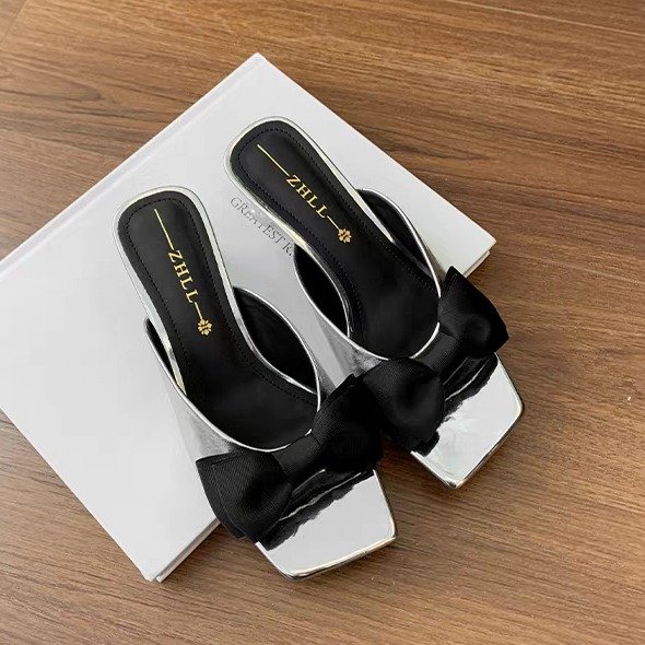 Butterfly Bow One-piece Slippers For Women&