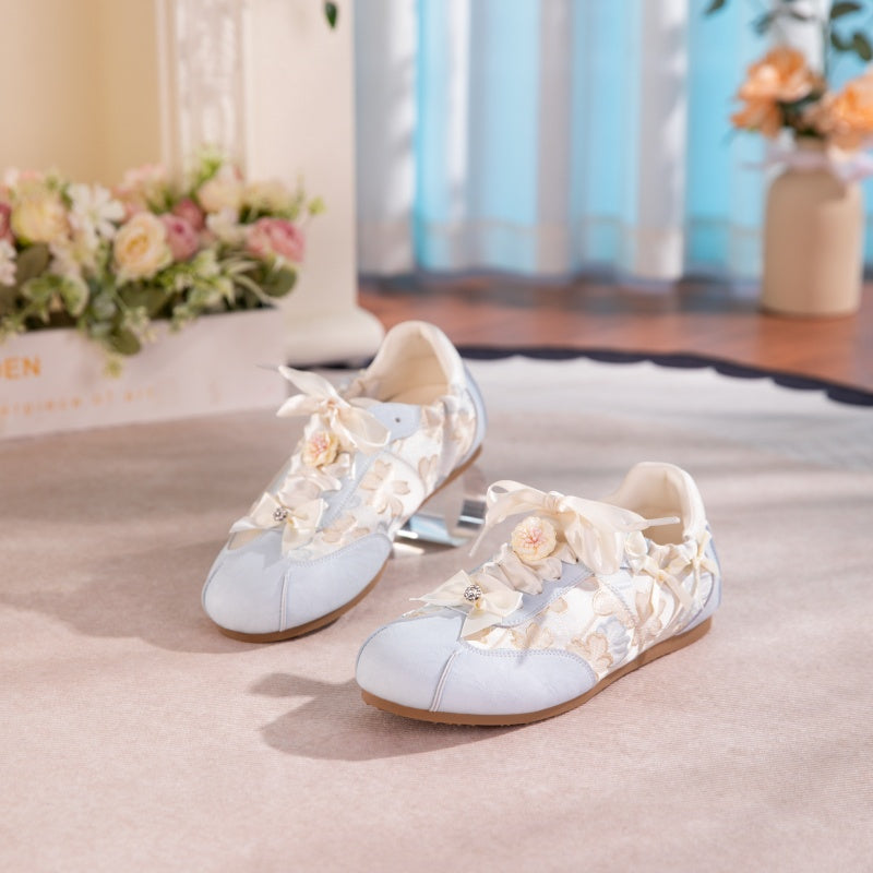 Versatile Sports Shoes