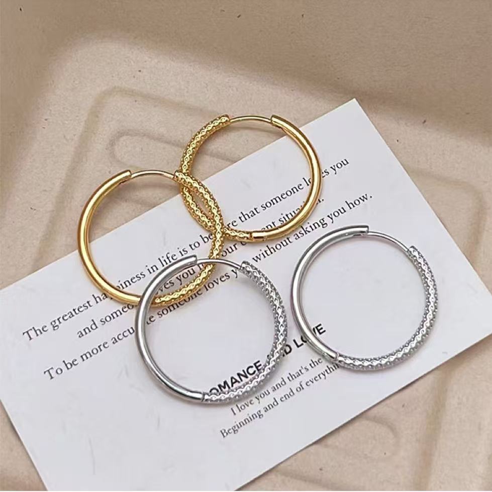 Simple Fashion Exquisite Ear Ring Women