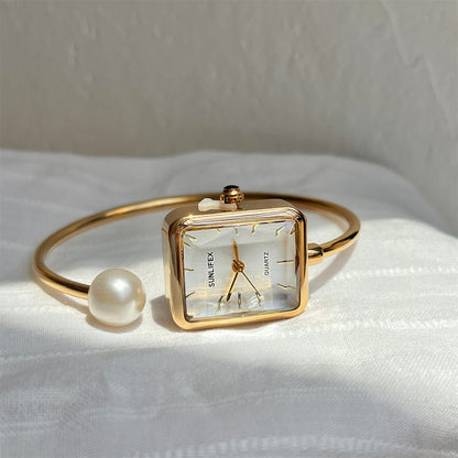 Gold Square Pearl Women&